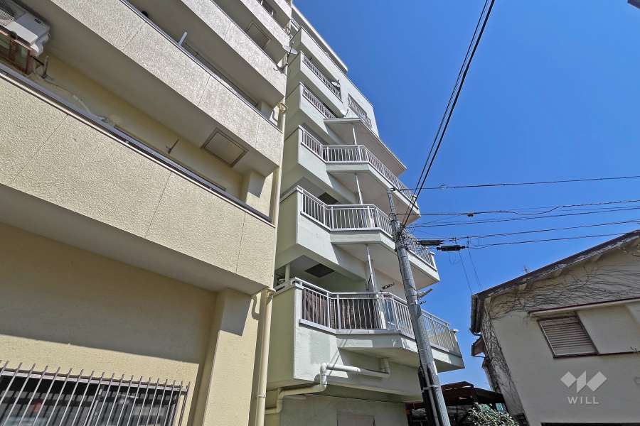 中銀落合マンションの外観（南西側から）