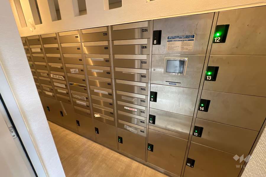 宅配ボックスと共用ポスト