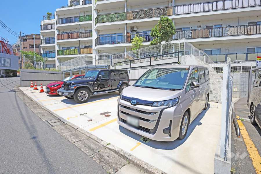 敷地内駐車場（屋外平面式）