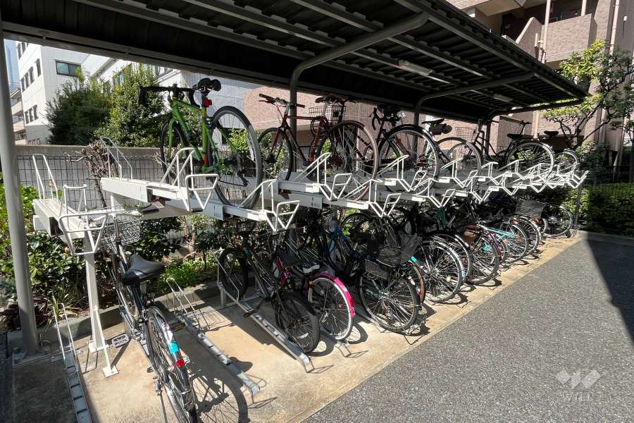 駐輪場（屋根付き）