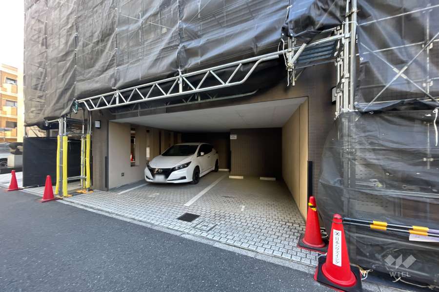 敷地内駐車場（屋内平面式）