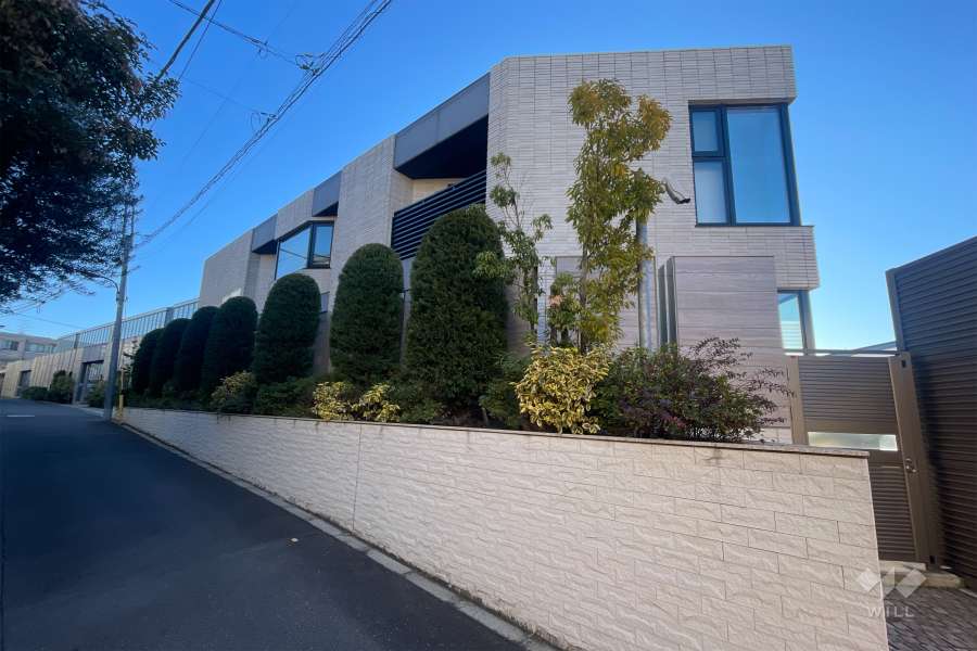 プラウド新宿中落合の外観（南西側から）