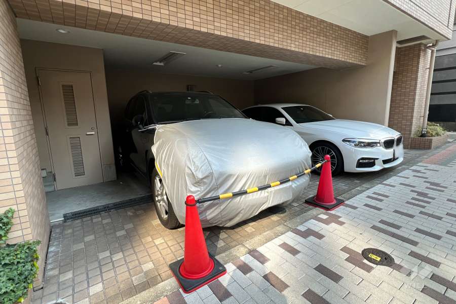 敷地内駐車場（屋内平面式）