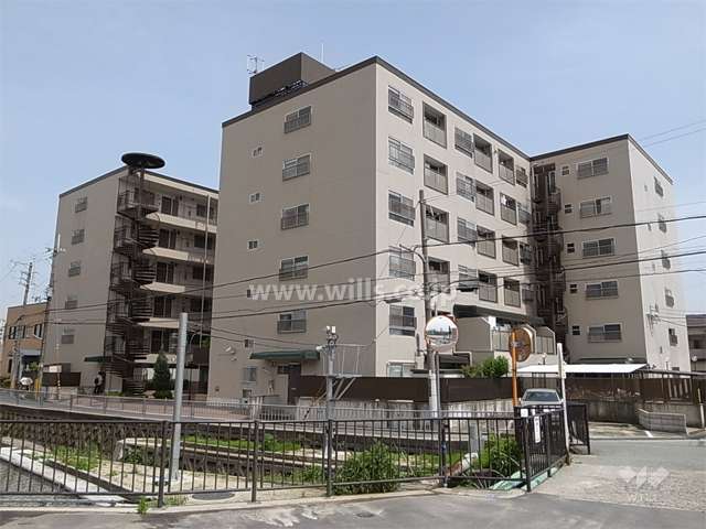 コボリクラスタ花屋敷の外観（北西側から）