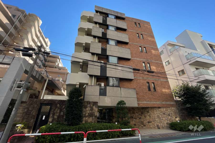 クレアトール神楽坂の外観（北東側から）