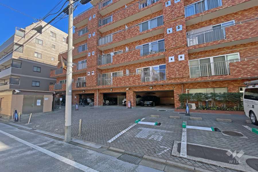 敷地内駐車場（屋外平面式）