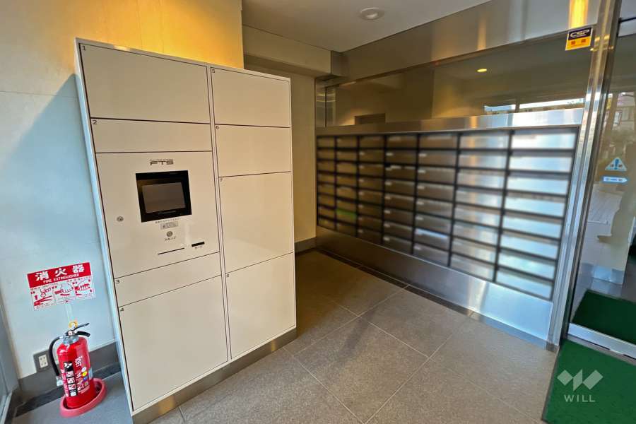 宅配ボックスと共用ポスト