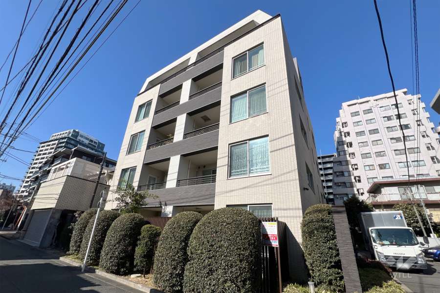 パークハウス市谷二十騎町の外観（南東側から）