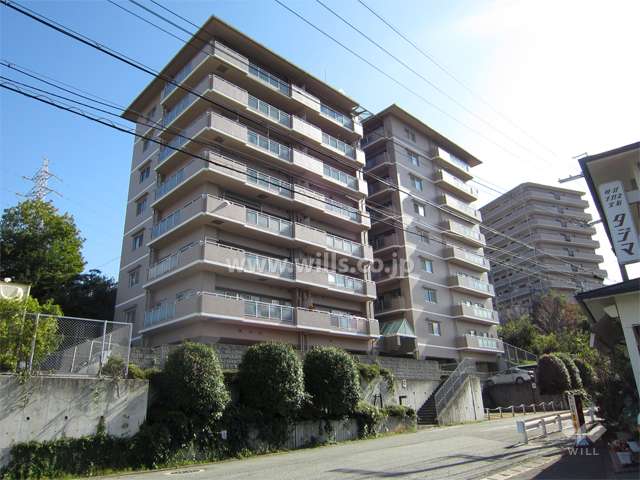 スコーレ川西畦野駅前の外観（北西側から）