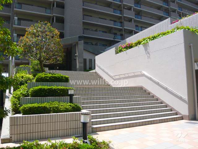 エントランスアプローチ