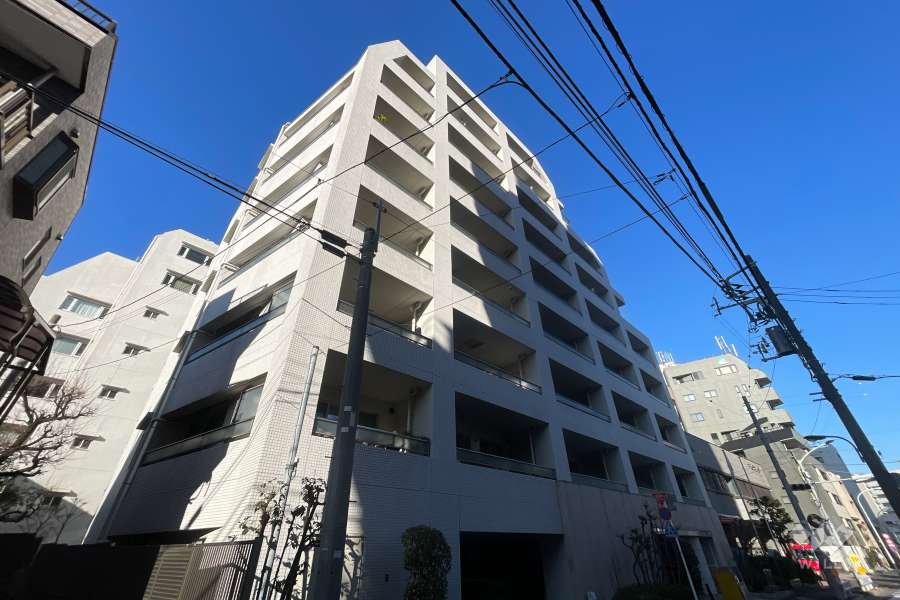 ブリリア神楽坂idの外観（南西側から）