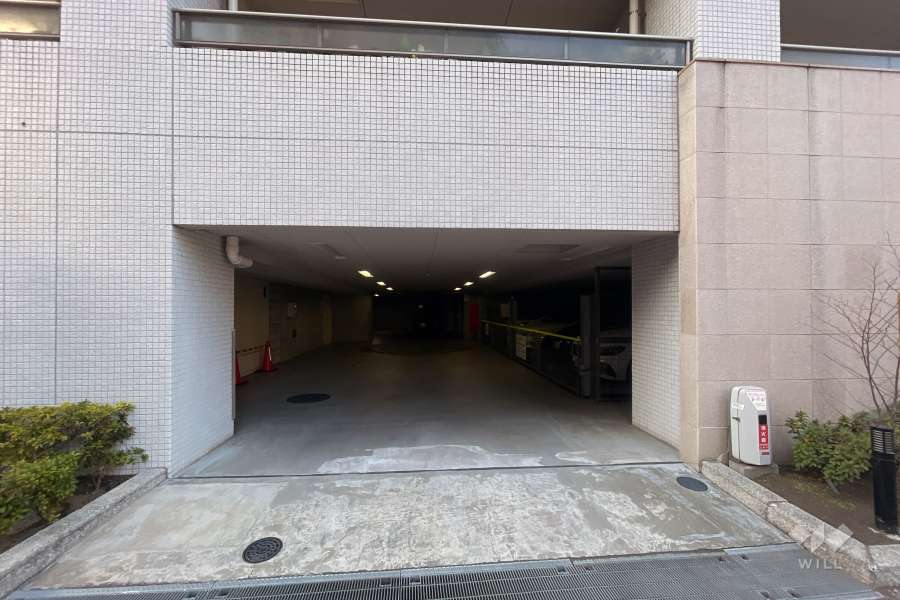 駐車場の出入り口