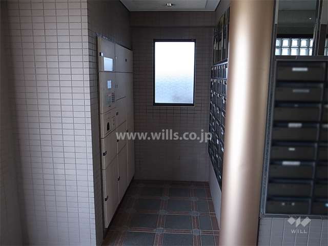 宅配ボックスと共用ポスト