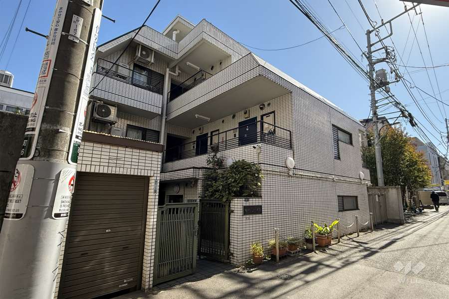 メリーライフ新宿の外観（北西側から）