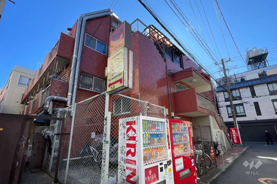 サンライズ新宿の外観（西北側から）