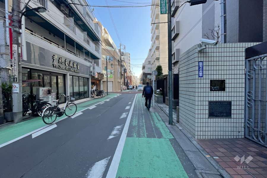 敷地東側の前面道路　