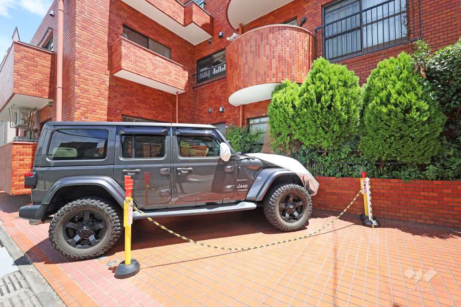 敷地内駐車場（屋外平面式）