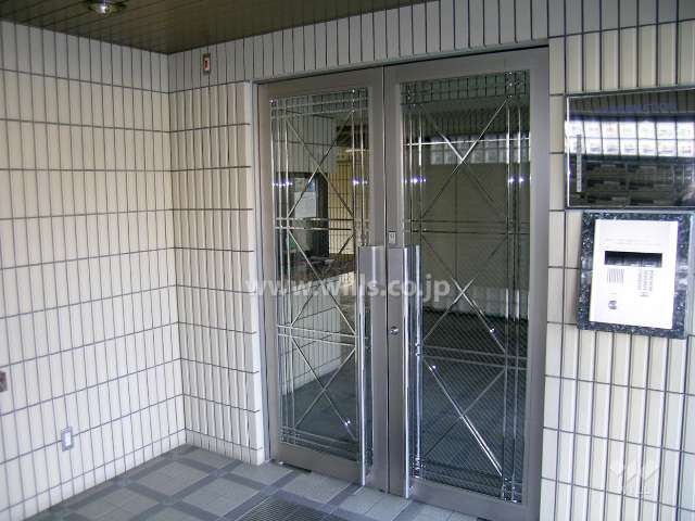 オートロック付きのエントランス