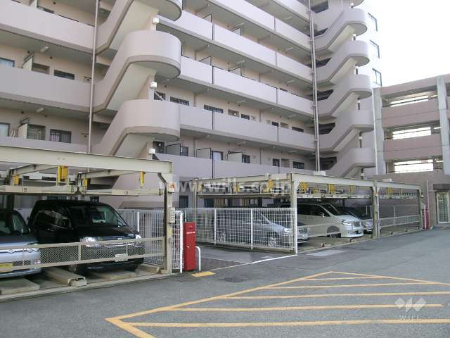 敷地内の駐車場