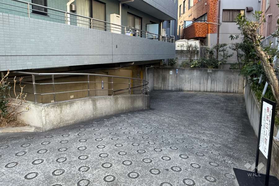 駐車場の出入口