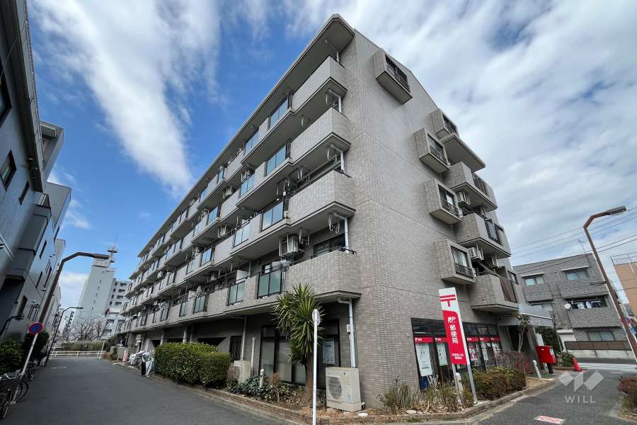 グランドヒルズＢの外観（南東側から）