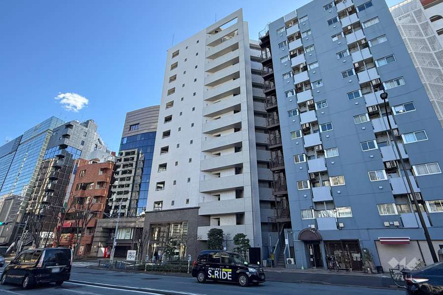 ピアース四谷の外観（北西側から）