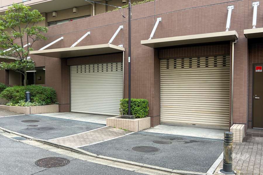 敷地内駐車場（屋内平面式）