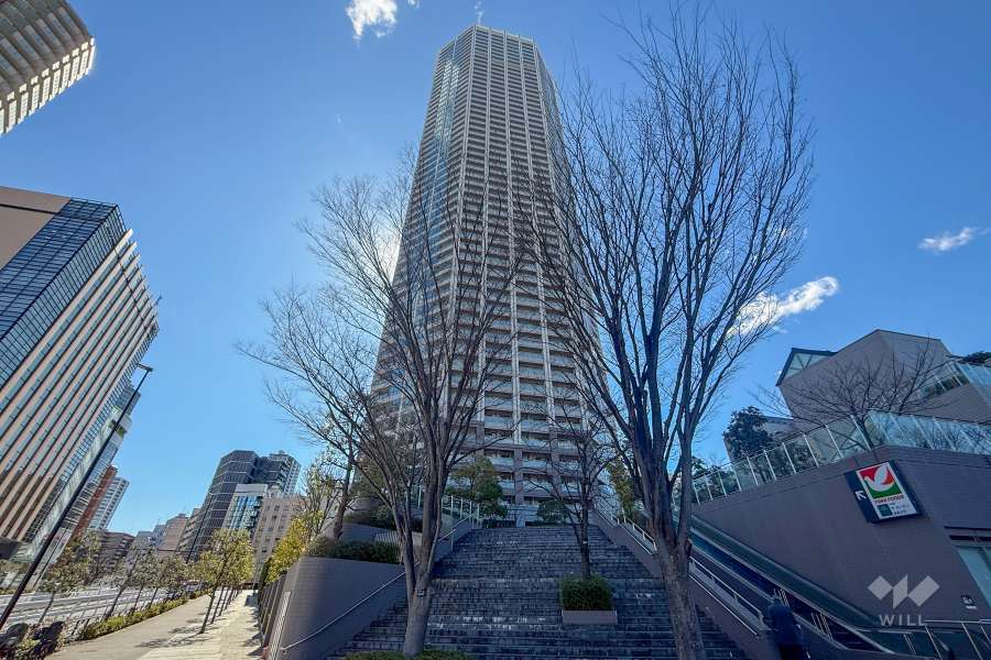 富久クロス コンフォートタワーの外観（北側から）