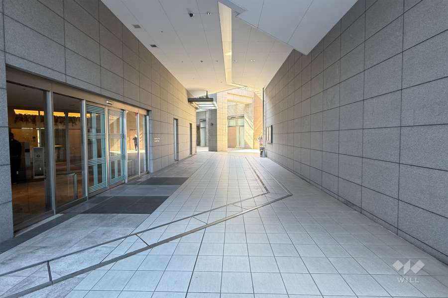 エントランスホール　