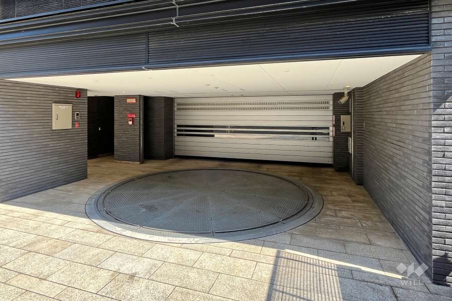 敷地内駐車場（屋内機械式）