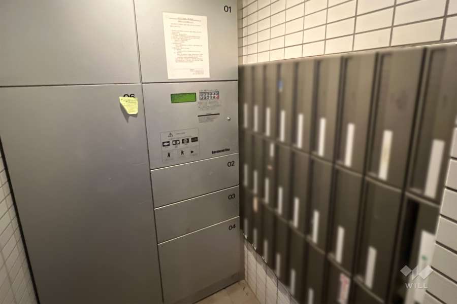 宅配ボックスと共用ポスト