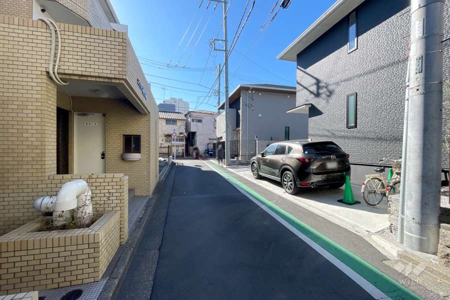 敷地東側の前面道路　