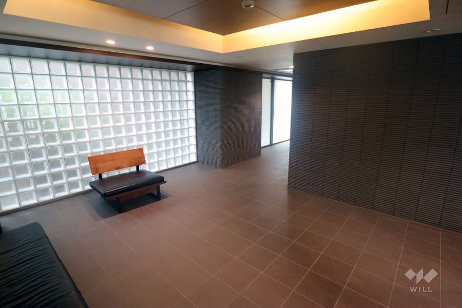 エントランスホール