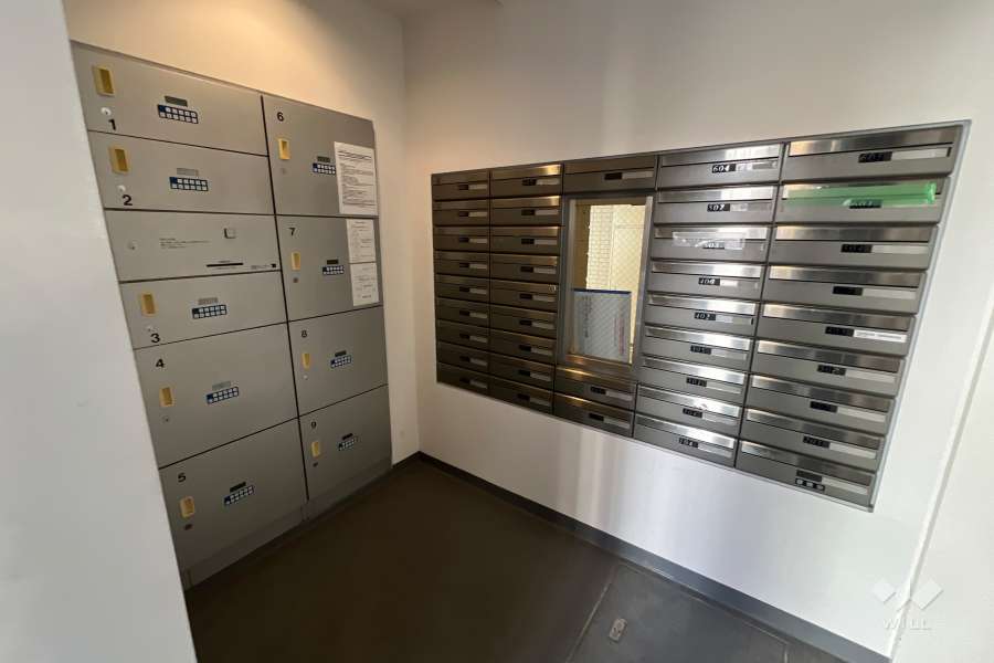 宅配ボックスと共用ポスト