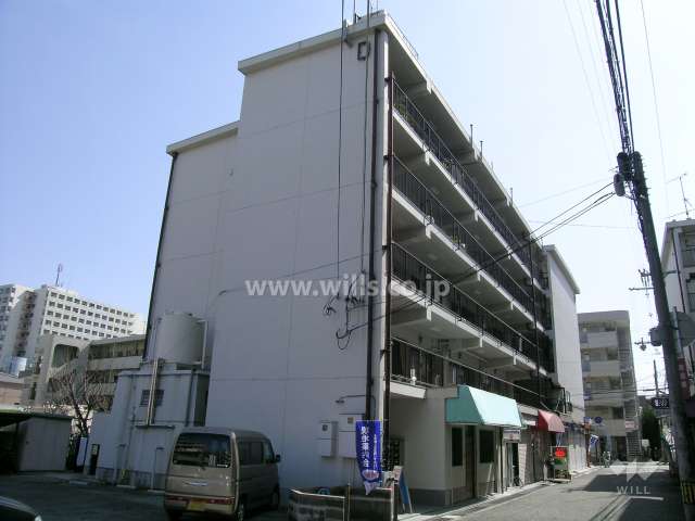 栄町団地 Ｄ棟の外観（北西側から）