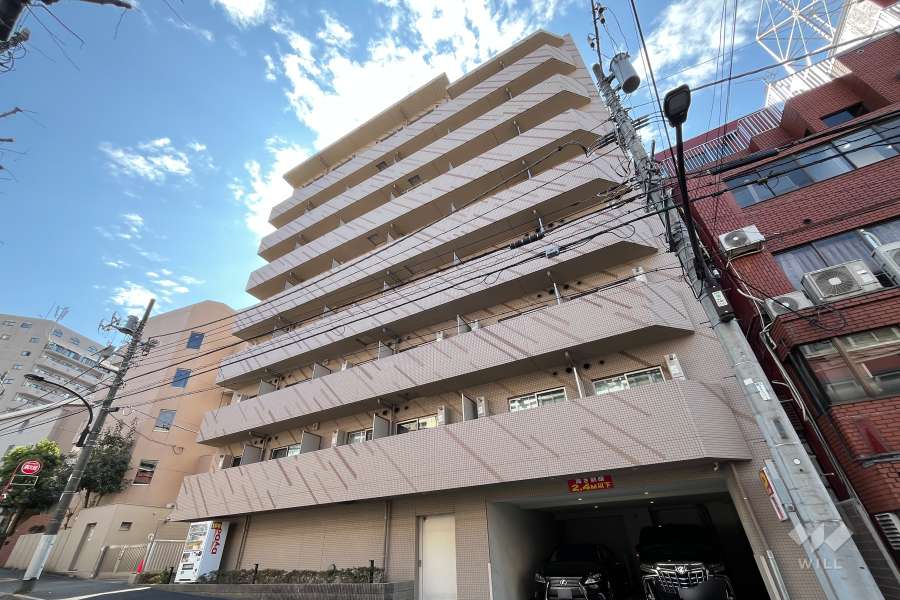 プレミアムキューブジー北新宿の外観（北西側から）