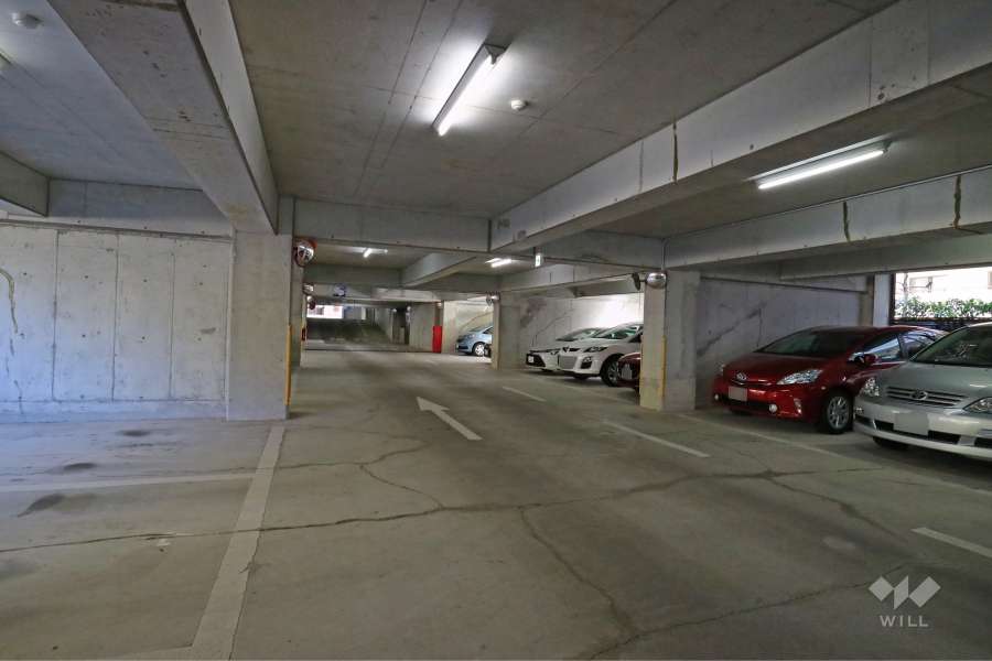 敷地内駐車場（屋内平面式）