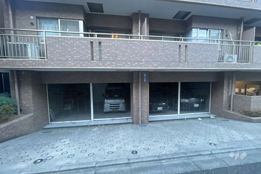 敷地内駐車場（屋内平面式）　