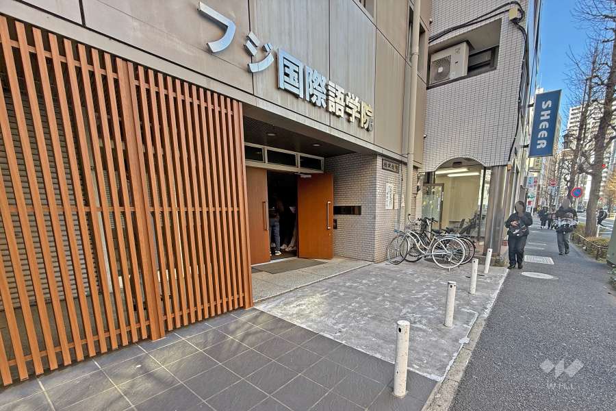 エントランス