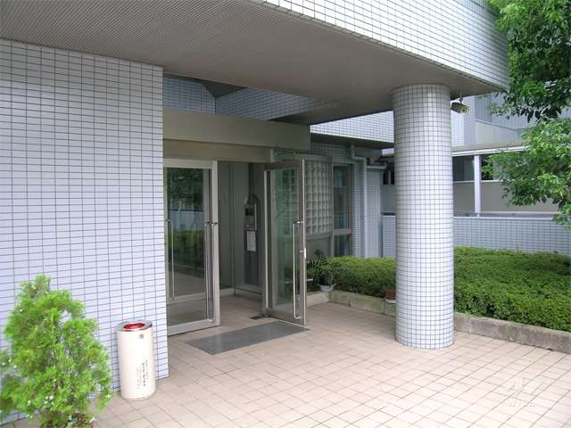 エントランス（オートロック付き）