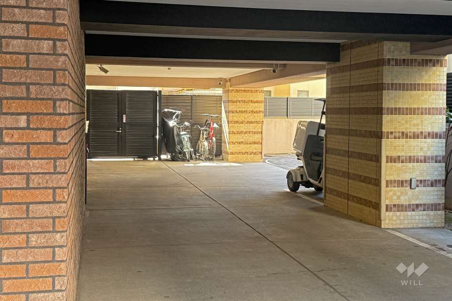 敷地内駐車場（屋内平面式）