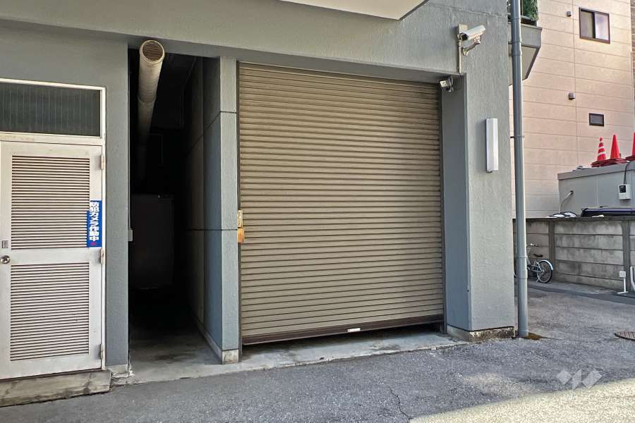 敷地内駐車場（屋内平面式）