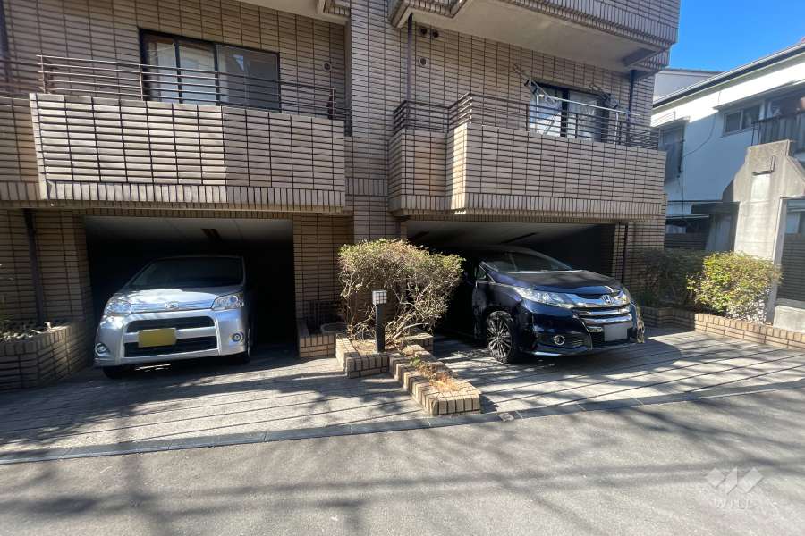 敷地内駐車場（屋外平面式）