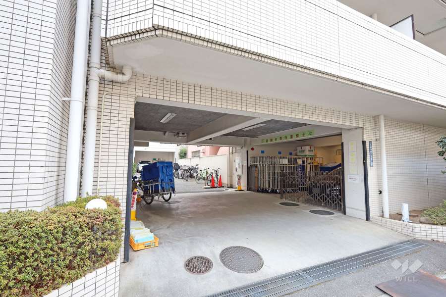 駐車場の出入口