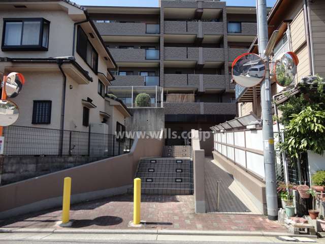 エントランスアプローチ