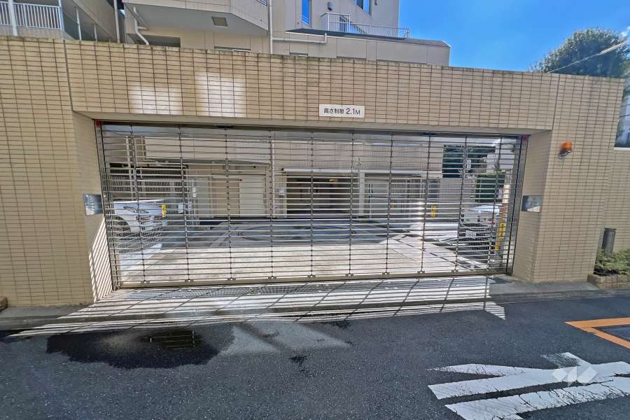 敷地内駐車場（屋外平面式）