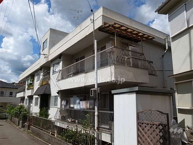 城山マンションの外観（南側から）