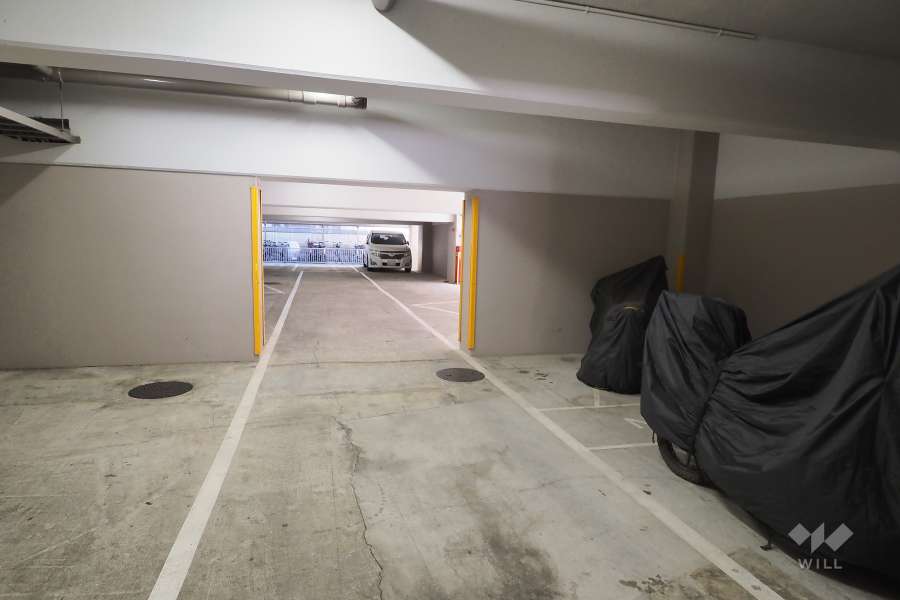 敷地内駐車場（屋内平面式）