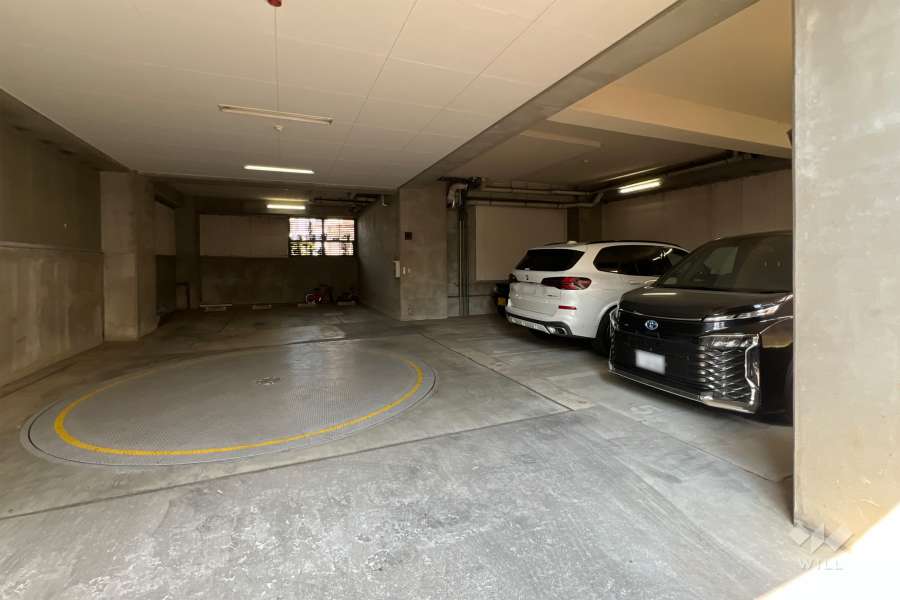 敷地内駐車場（屋内平面式）