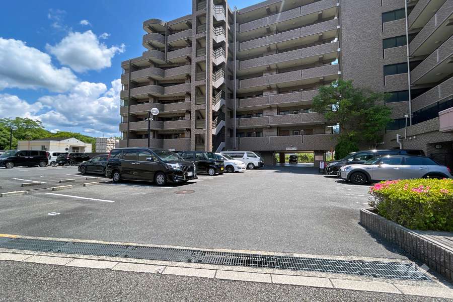 駐車場の出入口